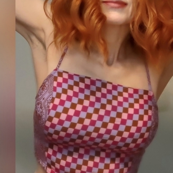 NWT Bandana Tank / Handkerchief Top - Picture 4 of 6